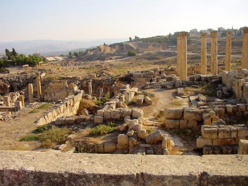 General View of Gerash (incl S. ampitheatre)